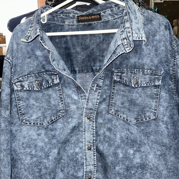 GENTLY WORN DENIM & RIVETS BLUE DENIM SHIRT JACKET WOMENS XL - Picture 4 of 7